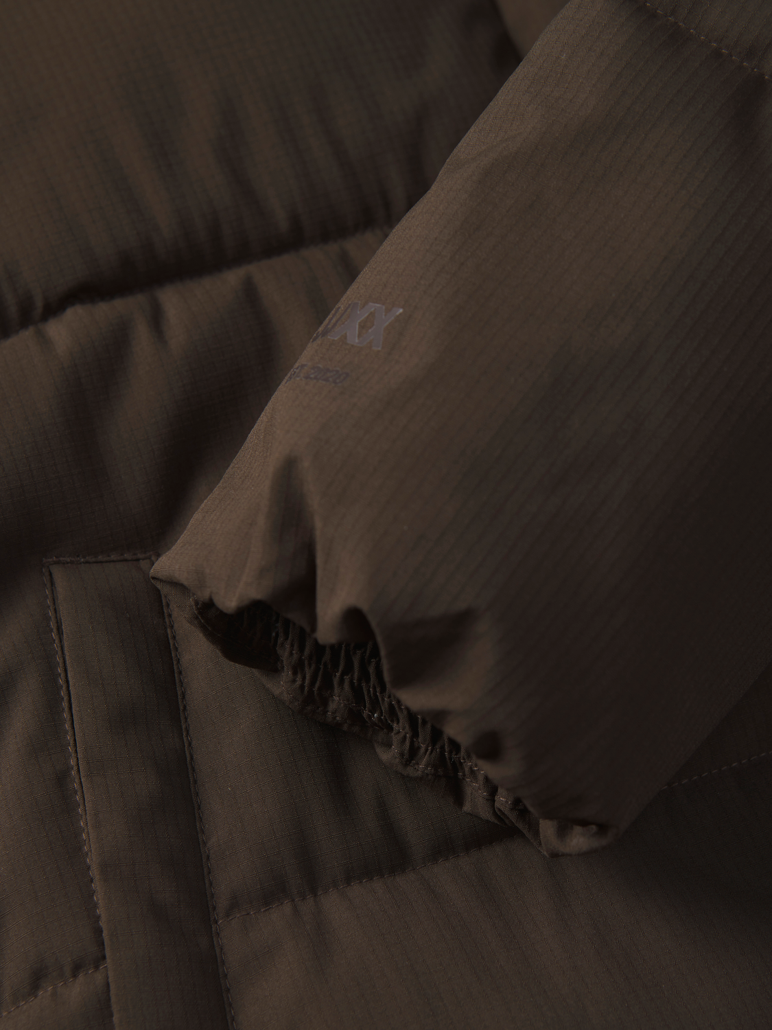 model_shot-detail